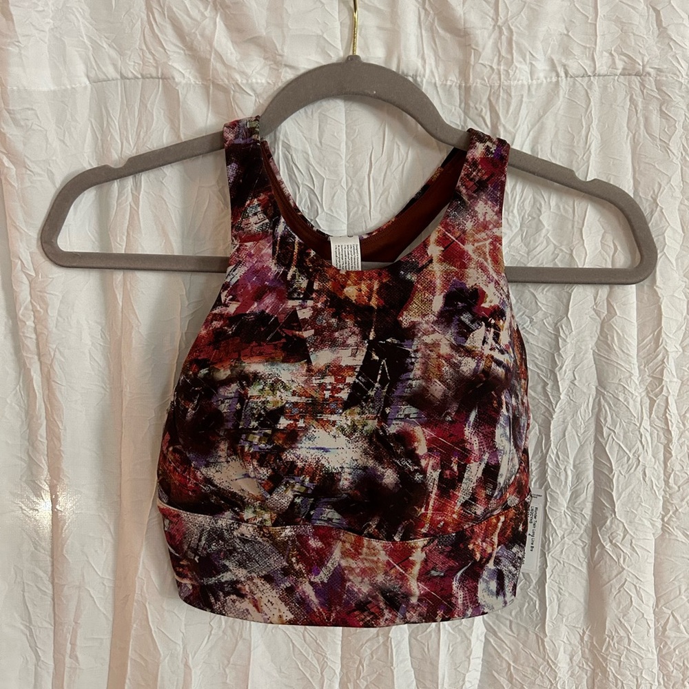 NWT Lululemon Wunder Train long line bra sz 4